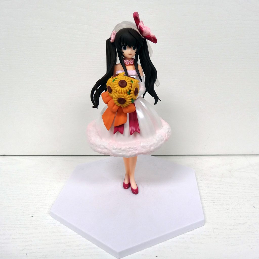 20cm Height Beautiful Anime plastic figure with Flower